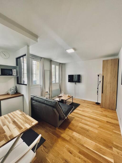 Ferienwohnung Tres Beau Studio Refait A Neuf 2 Saint-Ouen  Exterior foto